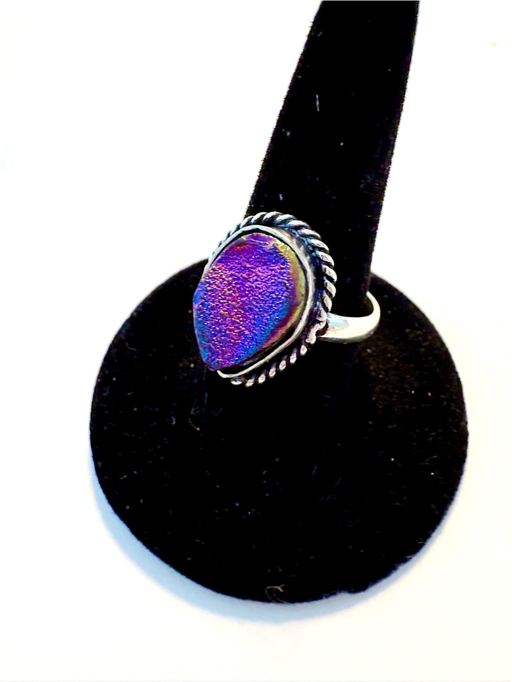 Pretty, petite, 925 marked. 3/4 inch Titanium Druzy ring size 5 1/2